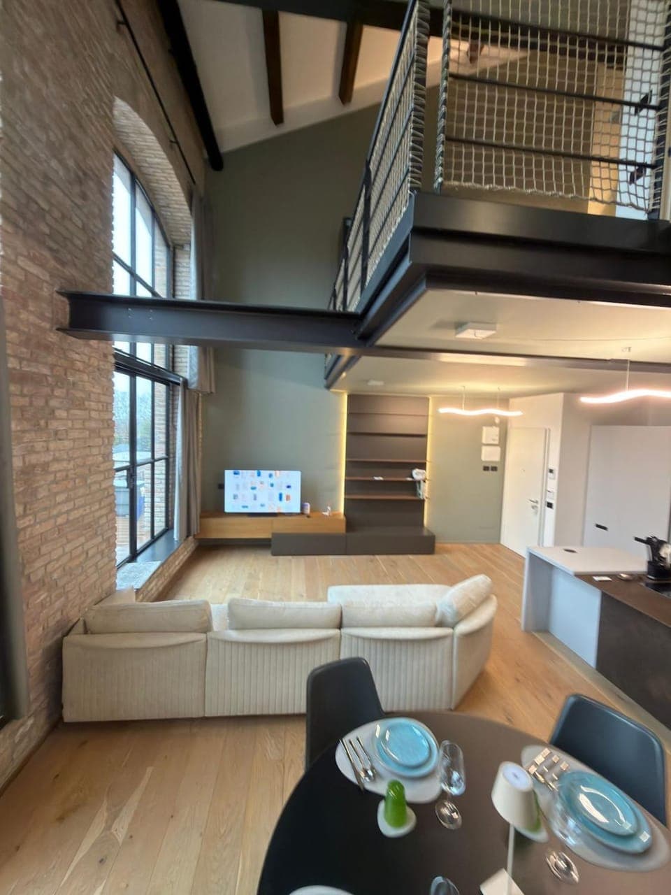 Living room, Dining area