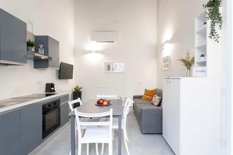 Kitchen or kitchenette, Living room, Dining area