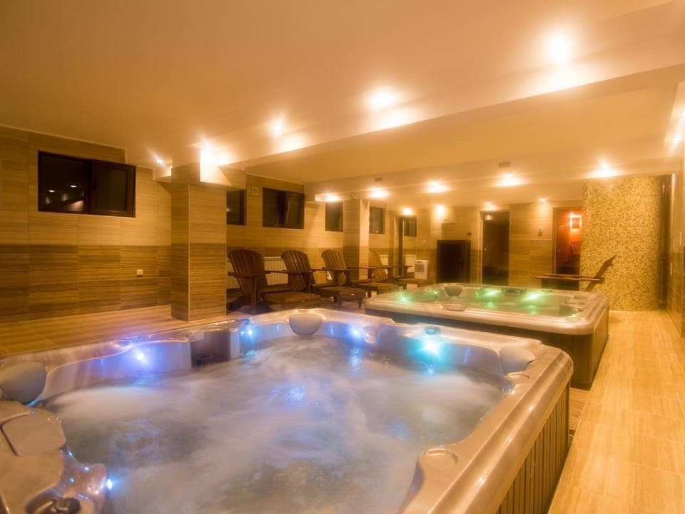 Hot Tub, Spa and wellness centre/facilities
