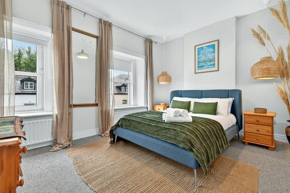 Bed, Bedroom