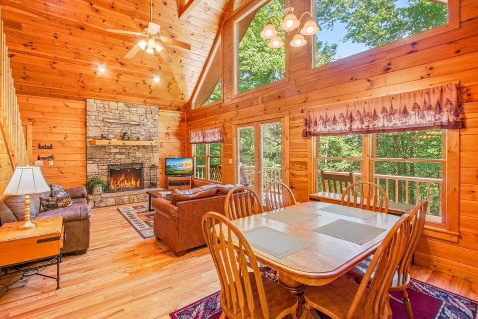 Cozy Cabin Sleeps 8 Catch-Release Fishing Pond Cabin in Sevier County