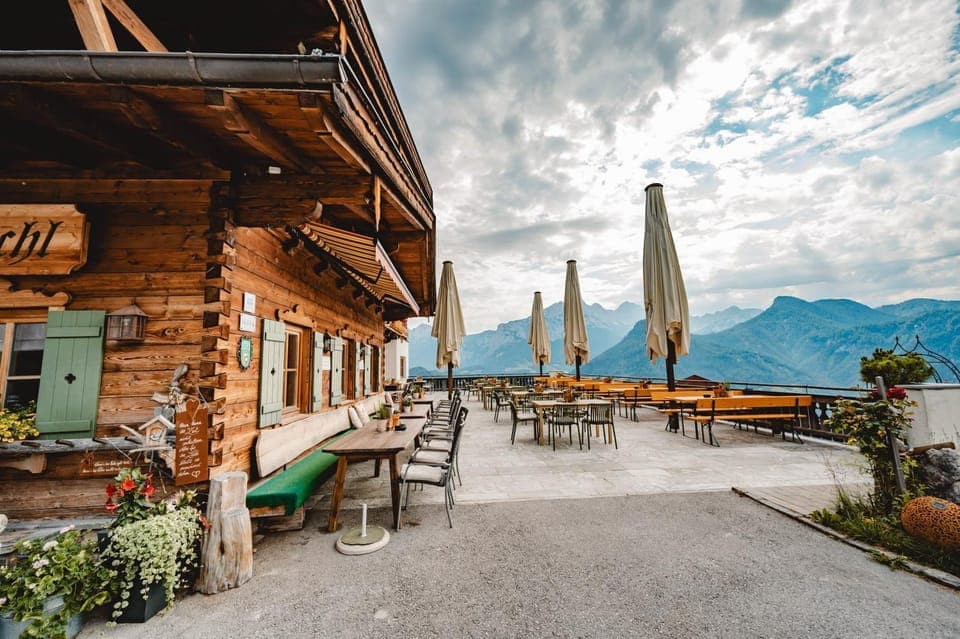 Property building, Restaurant/places to eat, Natural landscape, View (from property/room), Balcony/Terrace, Mountain view