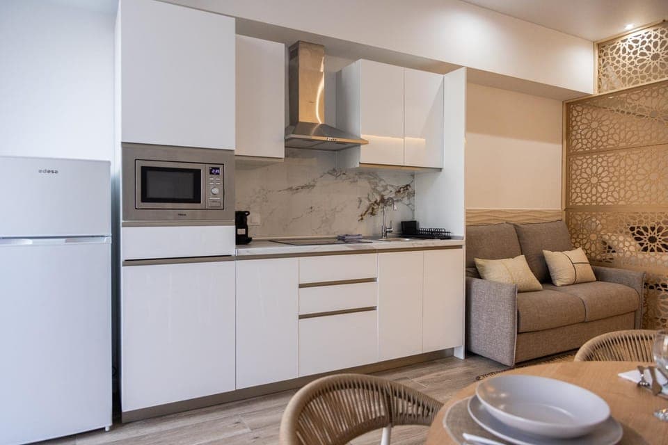 Kitchen or kitchenette