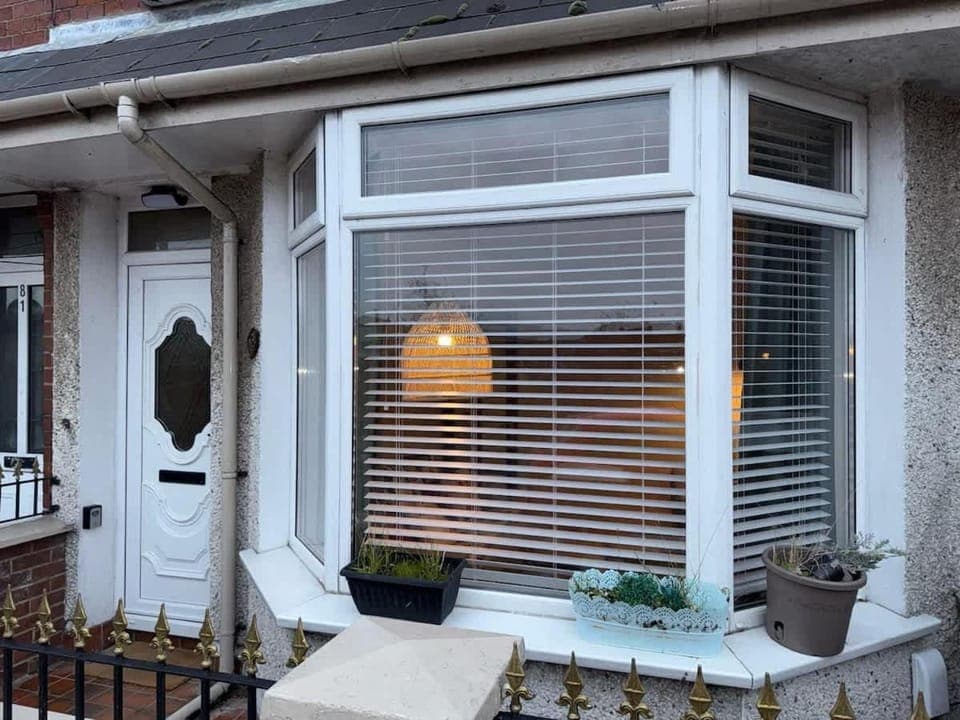 Central and Stylish Belfast City Home House in Belfast