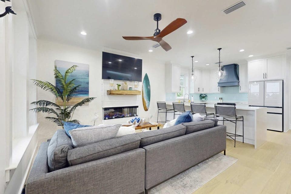 Waterview duplex with gas grill internet and bunkrooms House in Dauphin Island