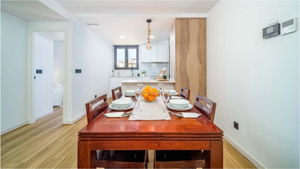 Kitchen or kitchenette, Living room, Seating area