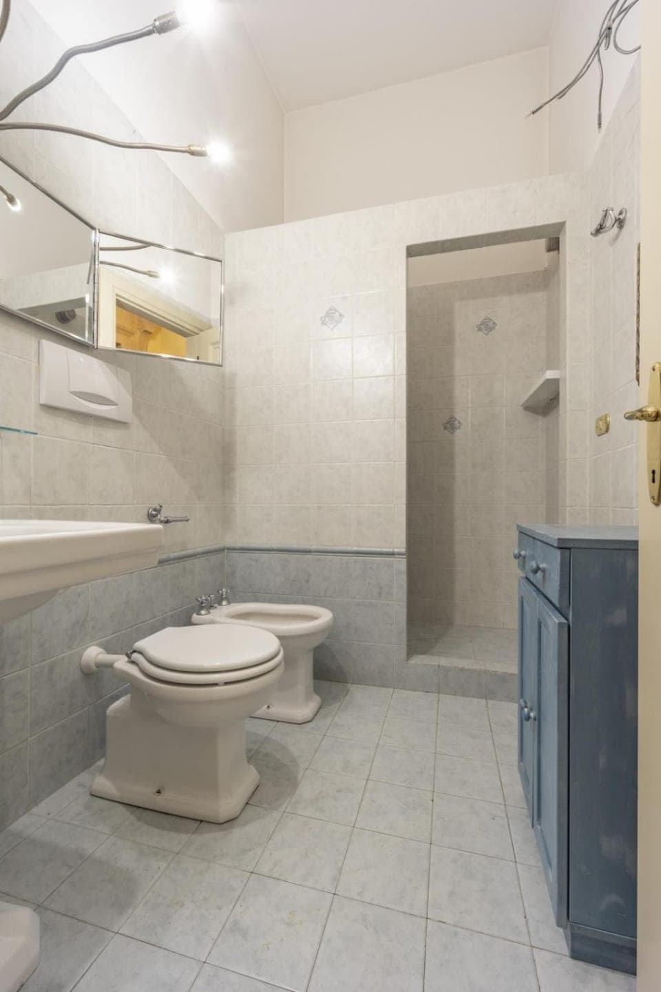 Shower, Toilet, Bathroom, bidet