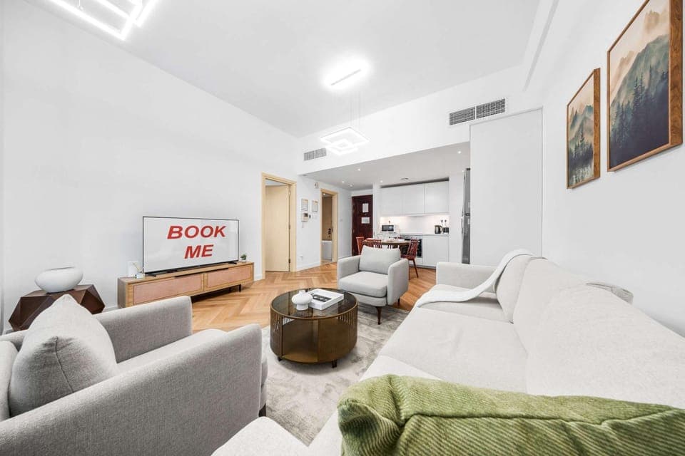 Free housekeeping visits during your stay - StayShort - Chic 1BR Retreat in Dubai Marina that Sleeps 4 Apartment in Dubai