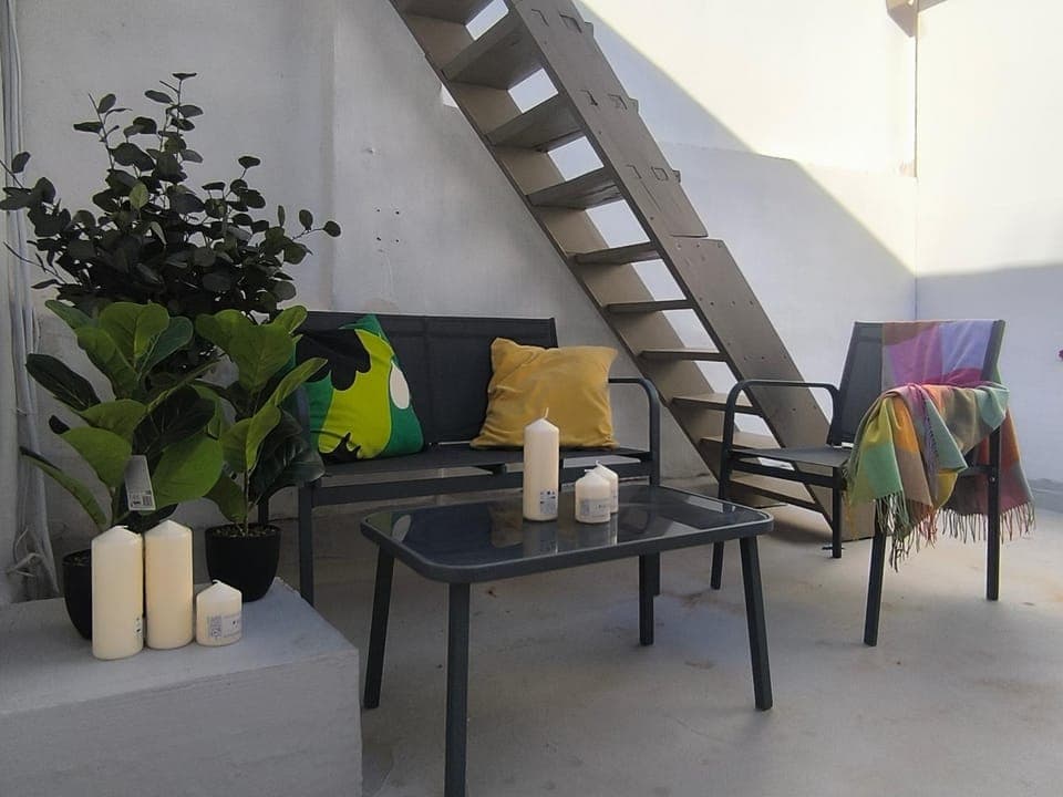 Seating area