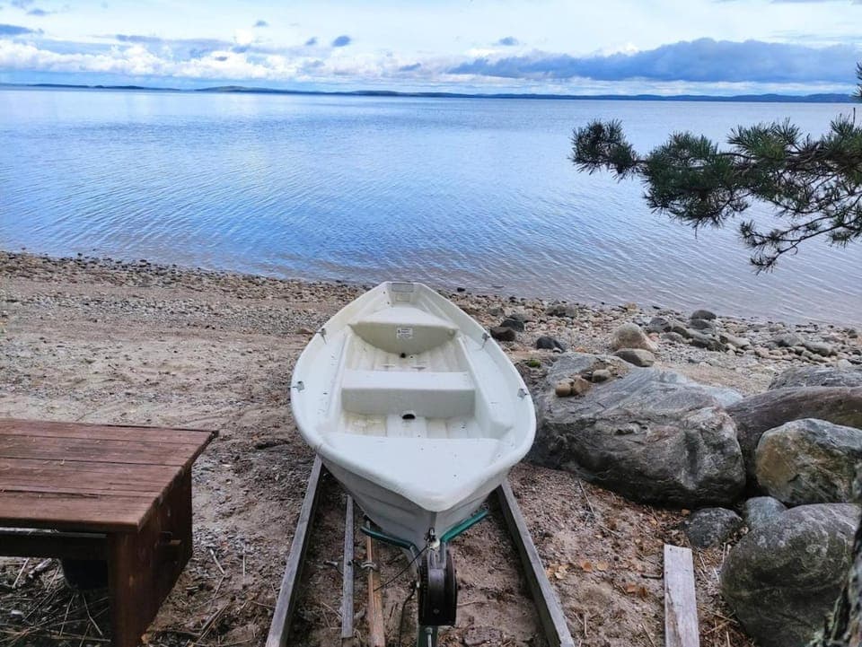 Beach, Lake view