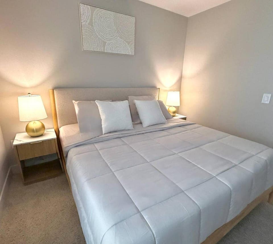 Bed, Bedroom
