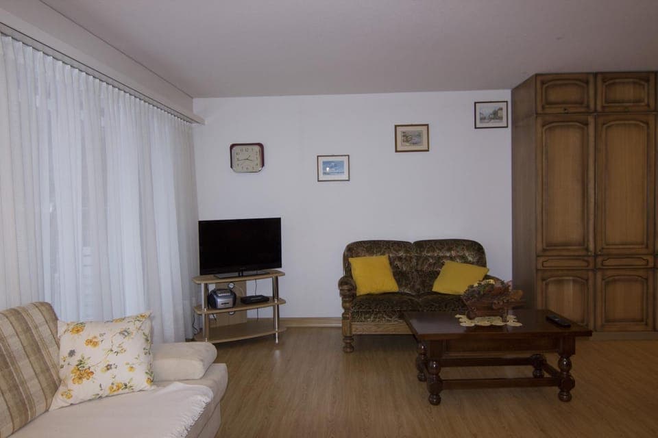 Communal lounge/ TV room, Living room