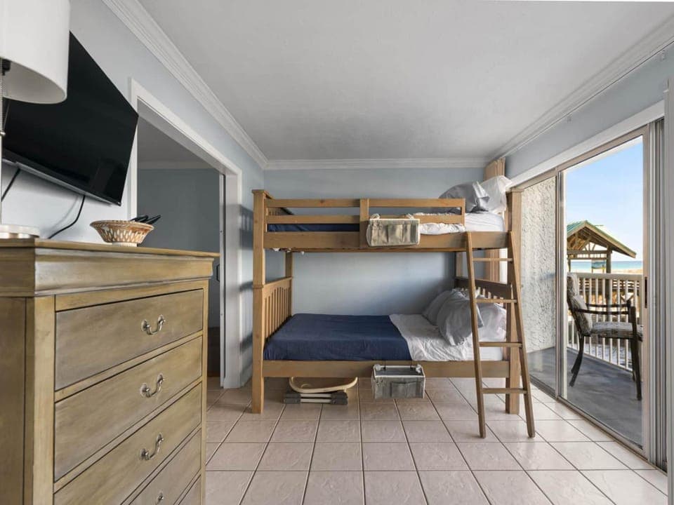 bunk bed