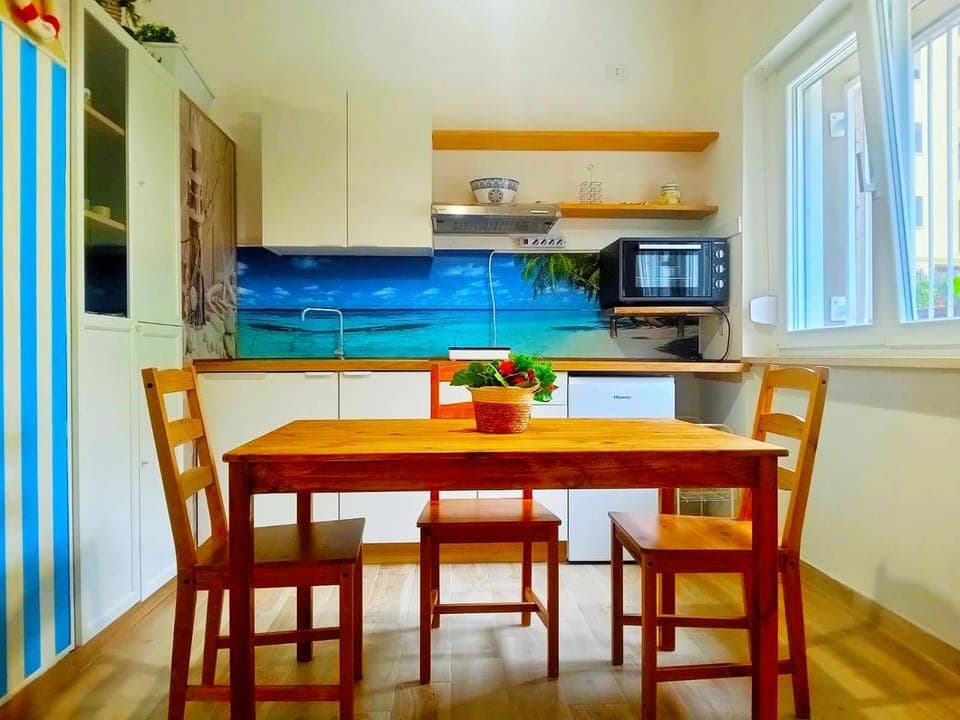 Day, Kitchen or kitchenette, Living room, Dining area, Lunch, oven, kitchen, kitchen