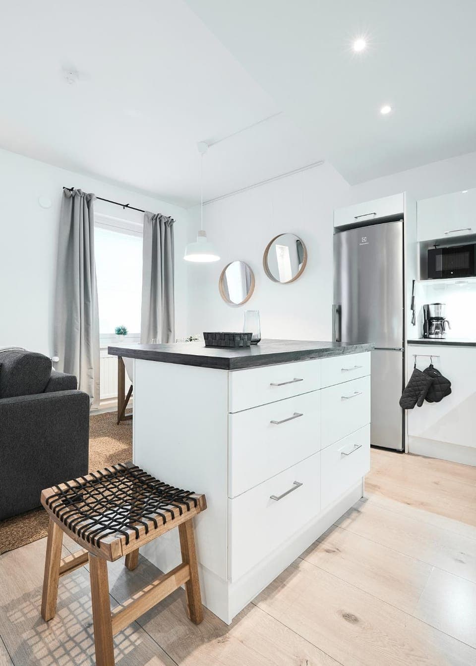 Kitchen or kitchenette, kitchen