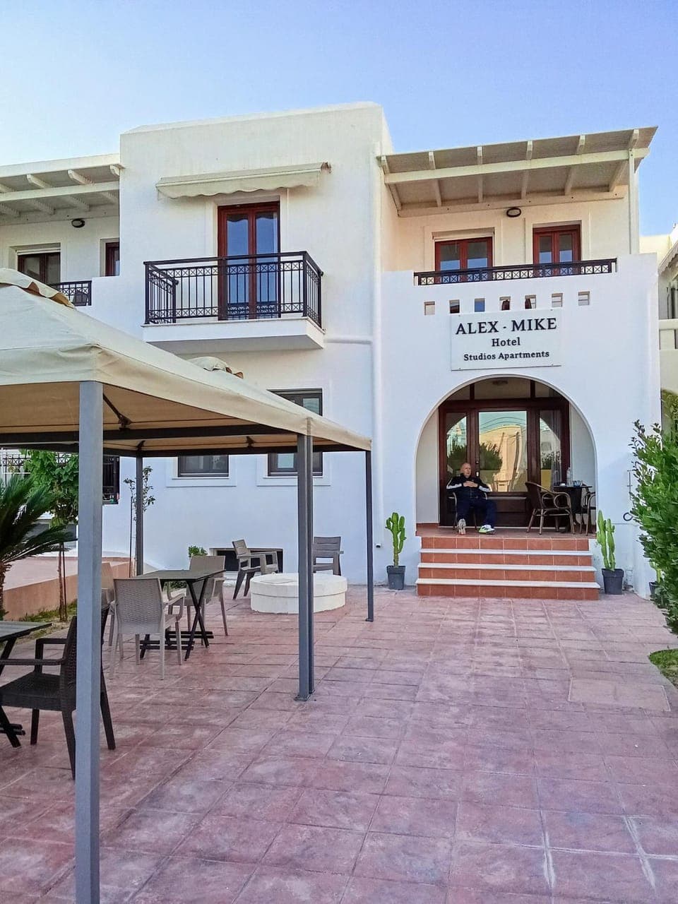 Property building, Facade/entrance