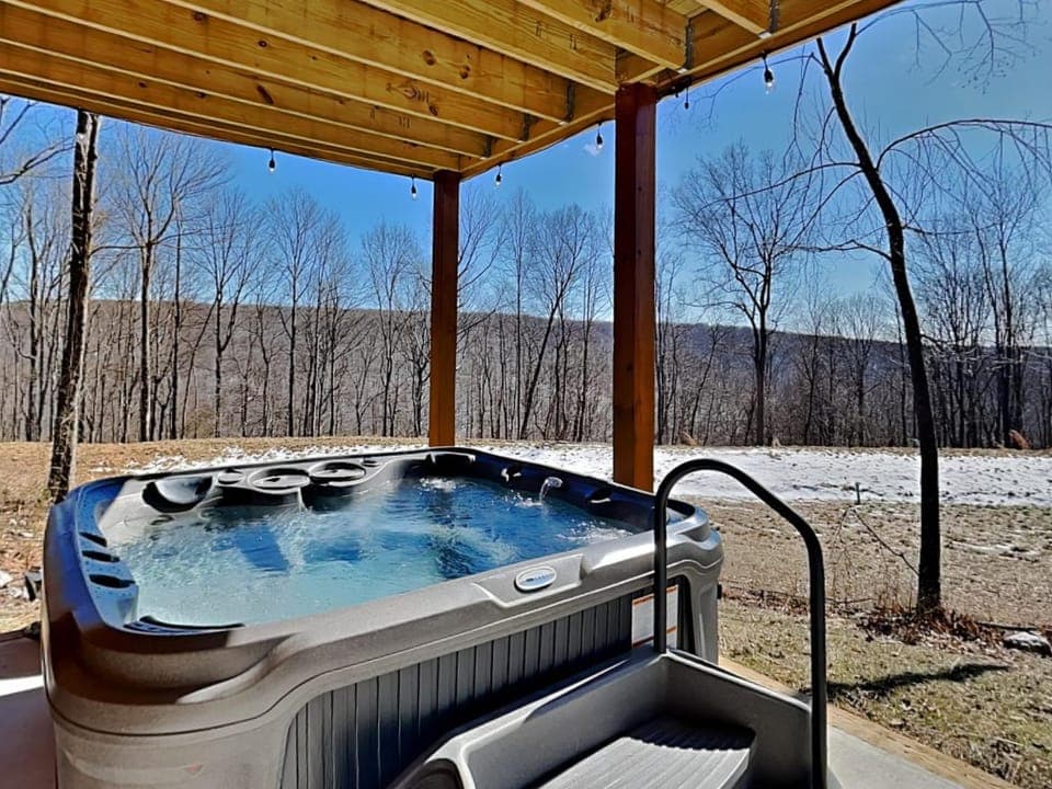 Day, Natural landscape, Winter, Hot Tub, Balcony/Terrace, Mountain view