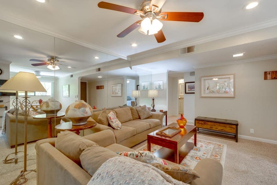 5 Mi to Dtwn! Extended-Stay Palm Springs Condo House in Cathedral City