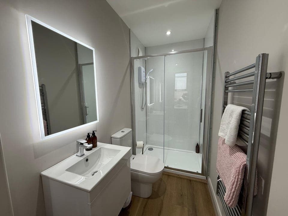 Shower, Bathroom