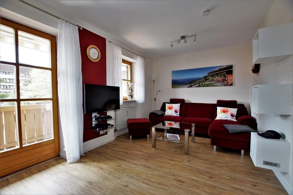 TV and multimedia, Living room, Seating area