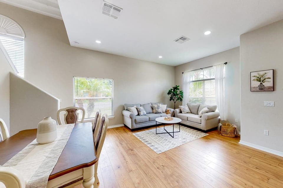 Living room, Seating area, Dining area