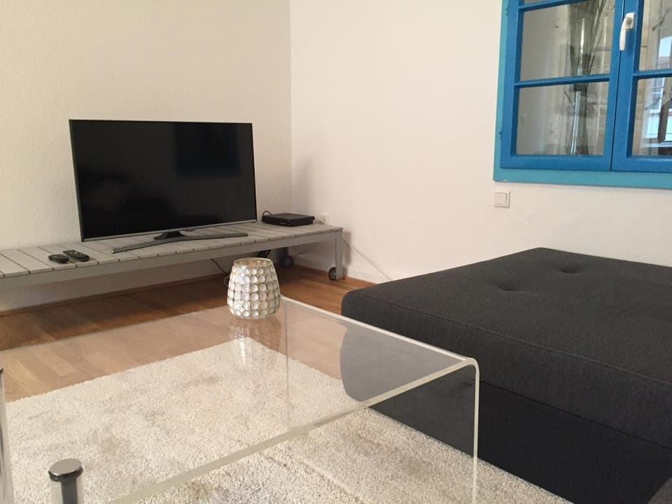 Communal lounge/ TV room, TV and multimedia, Living room