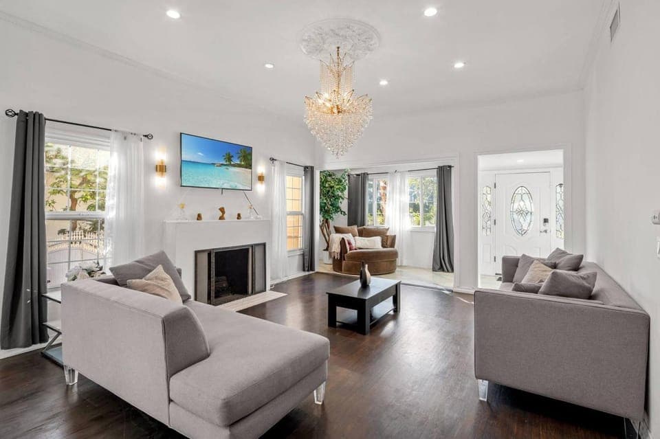 Living room, Decorative detail