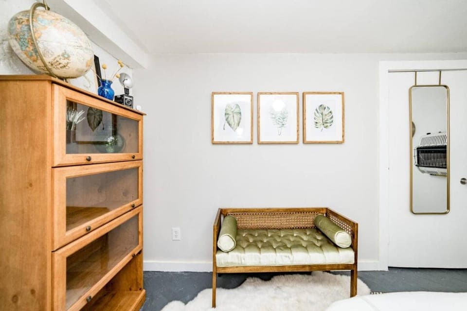 Historic Downtown Lynchburg - Apartment, Walk To Shops and Dining Apartment in Madison Heights