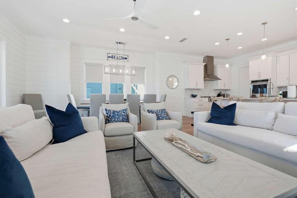 NEW Family Luxury Sea Peace 4 Bikes Lakefront House in Carillon Beach