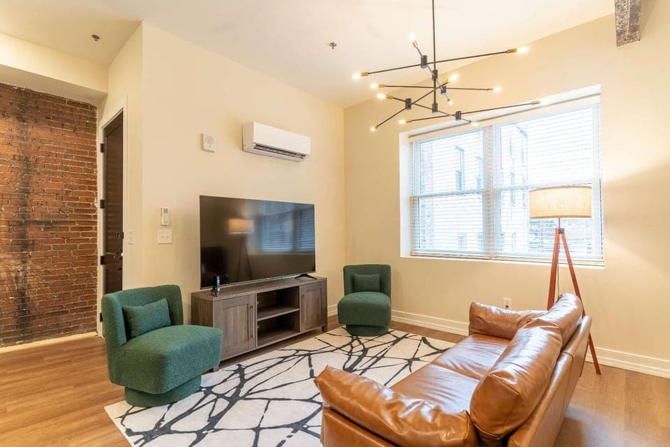 1 Bedroom Suite Apartment in Frankfort