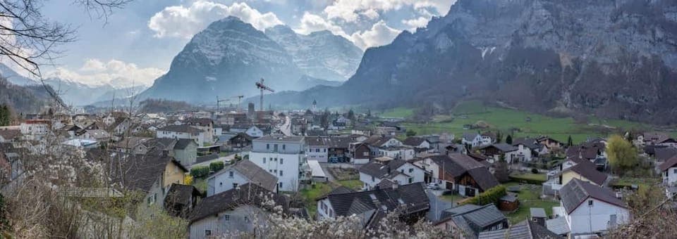 Bed and Breakfast near Glarus - Parking & Lake Bed and Breakfast in St. Gallen, Switzerland