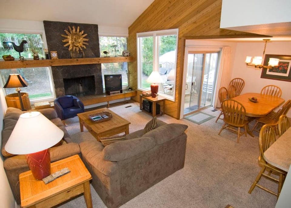10 Quelah Condo Apartment in Sunriver