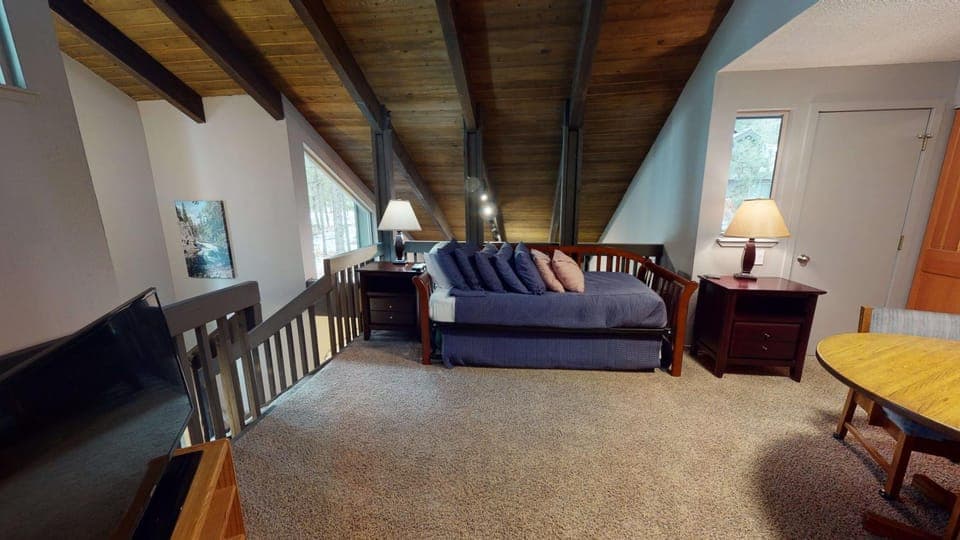 29 Tennis Village Apartment in Sunriver