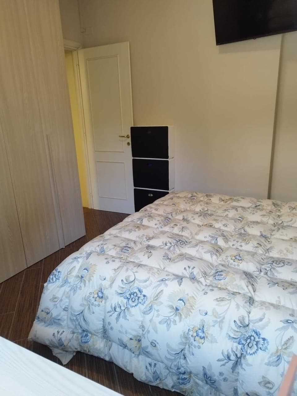Bed, Bedroom, wardrobe