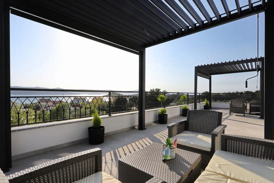 Day, View (from property/room), Balcony/Terrace, Seating area, Sea view