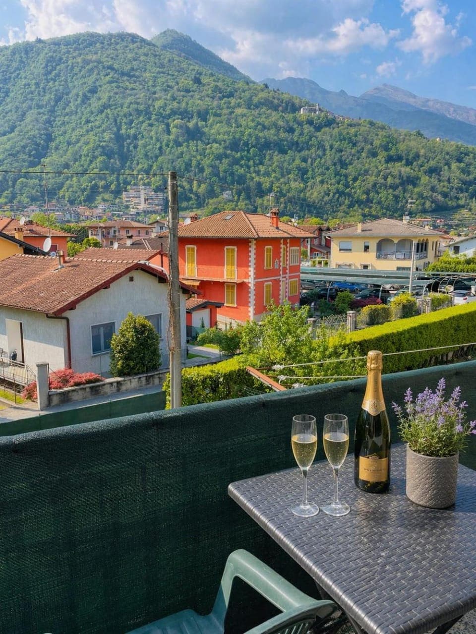 Vanda Lake House Apartment in Cannobio