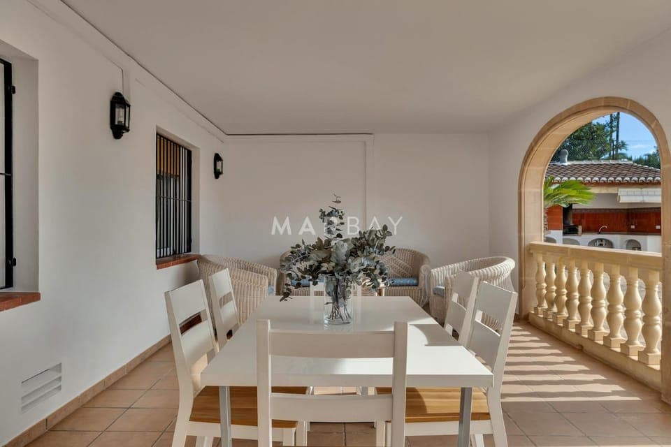 Seating area