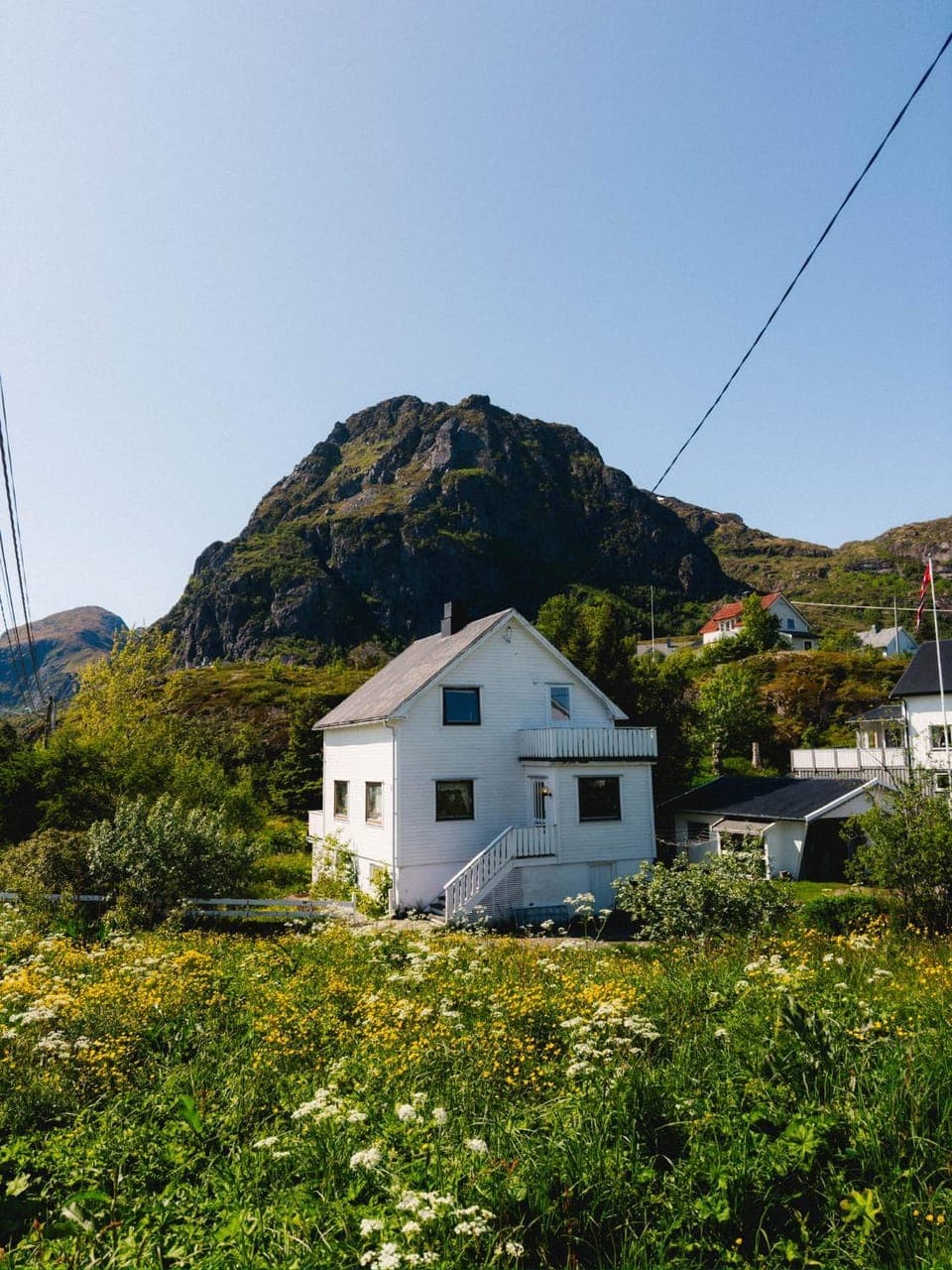 Alpha Room - The LOWFO House Lofoten Hostel in Lofoten