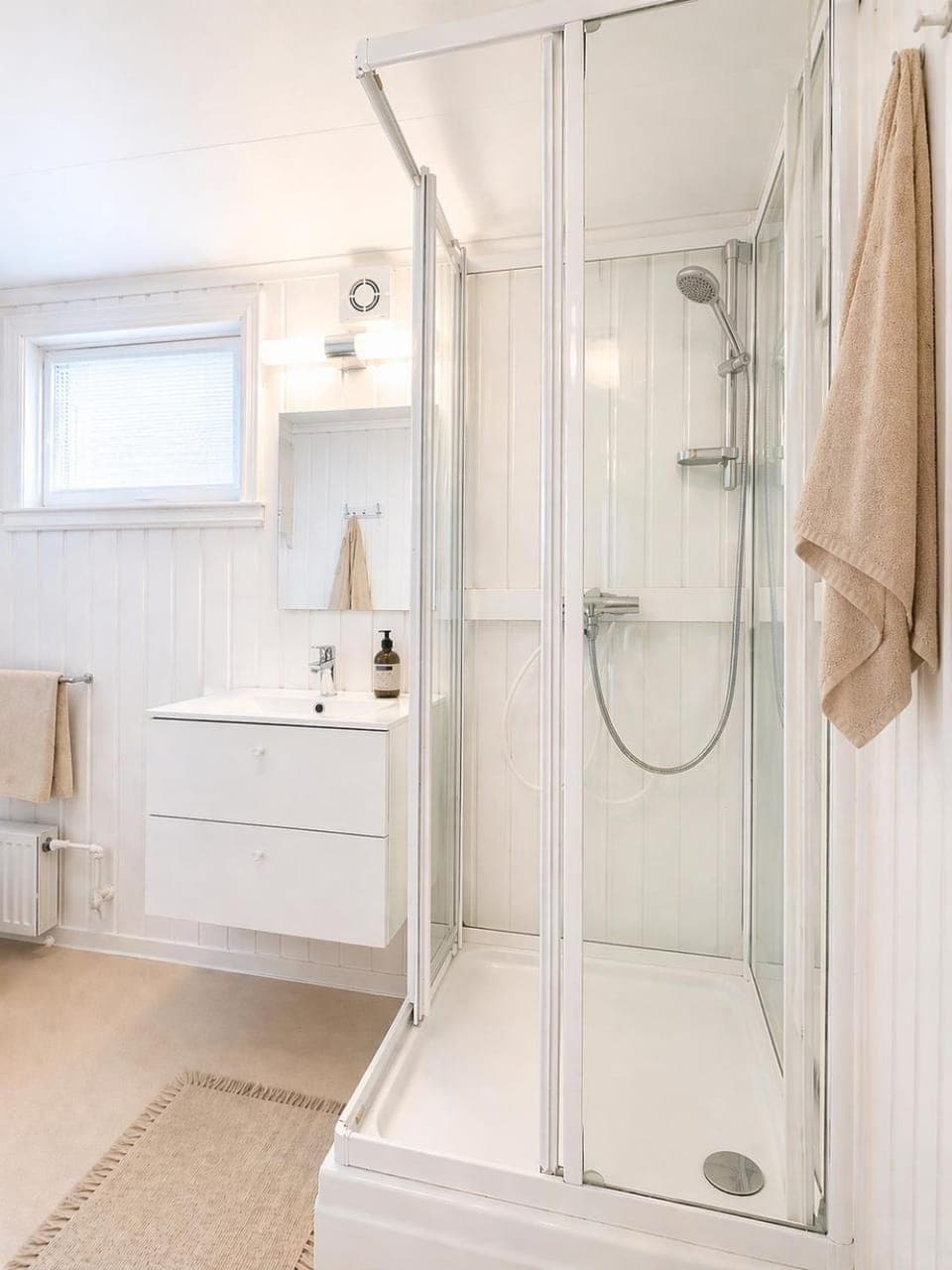 Shower, Bathroom