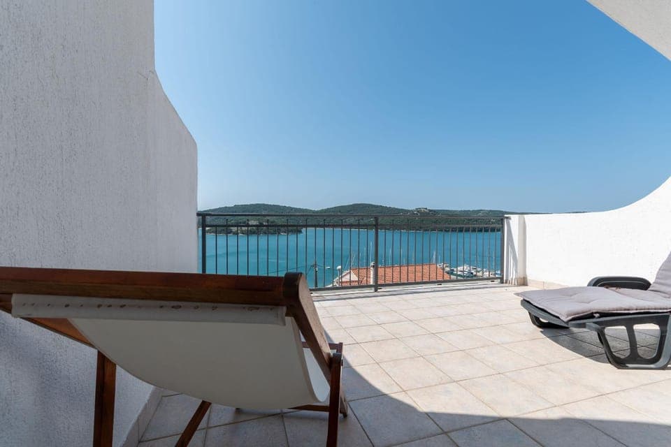View (from property/room), Balcony/Terrace, Sea view, Area and facilities