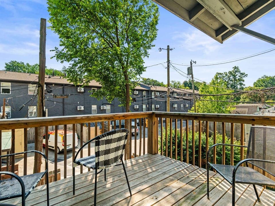 Premium 6BR Bourbon Trail home for large groups Apartment in Louisville