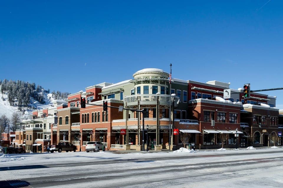 H209A - Howelsen Place Apartment in Steamboat Springs