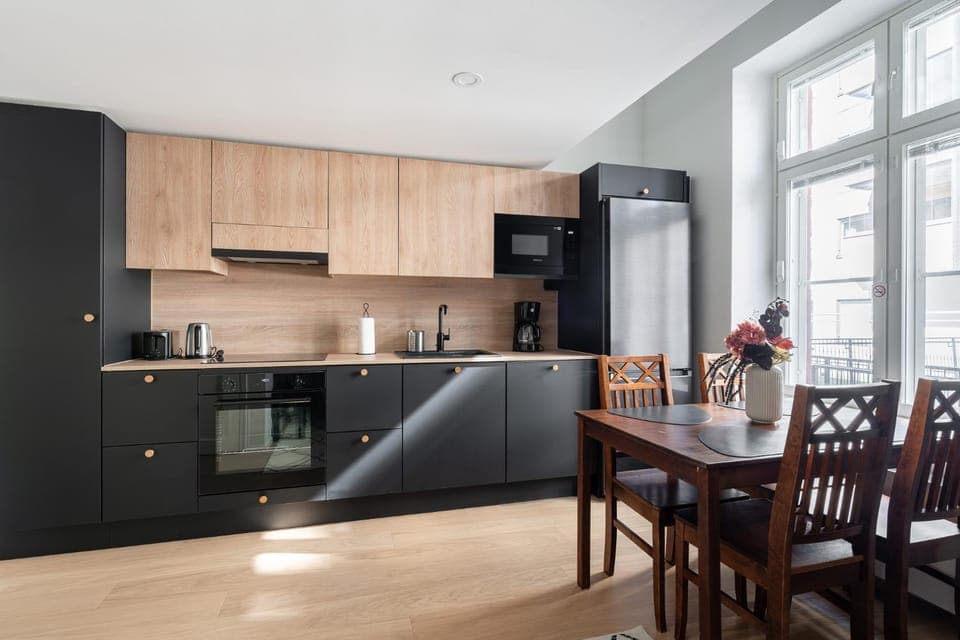 Kitchen or kitchenette, Dining area, kitchen