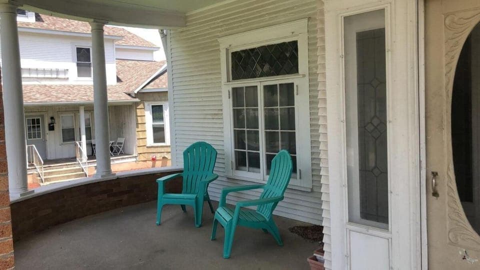 1BR Apt Near Marathon, Hershey Apartment in Indiana
