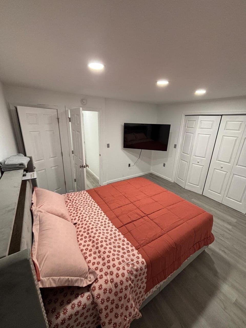 Elegant Comfortable Escape with Fast WiFi Villa in Wilkes-Barre