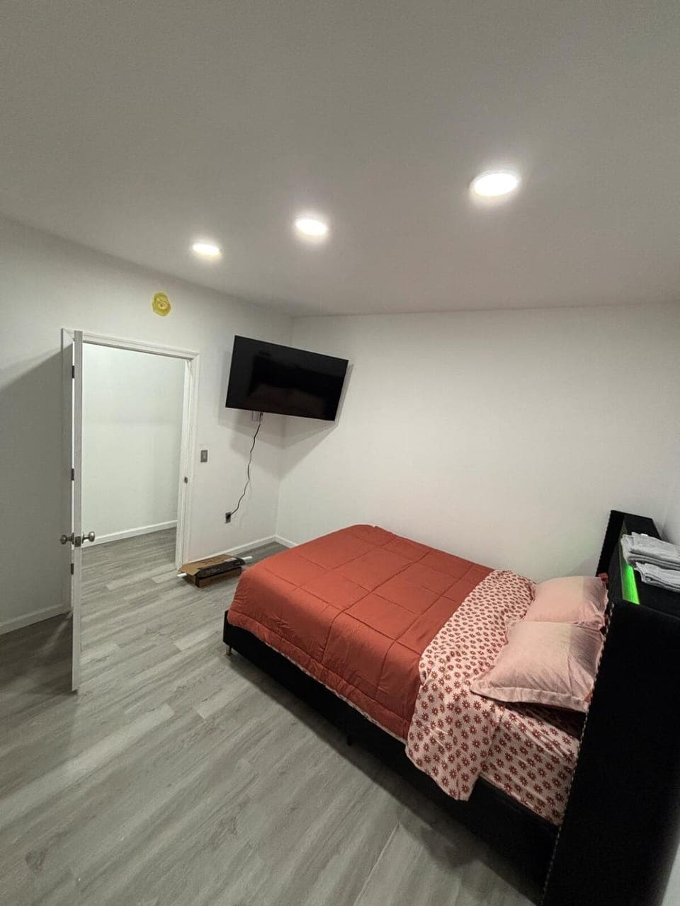 Elegant Comfortable Escape with Fast WiFi Villa in Wilkes-Barre