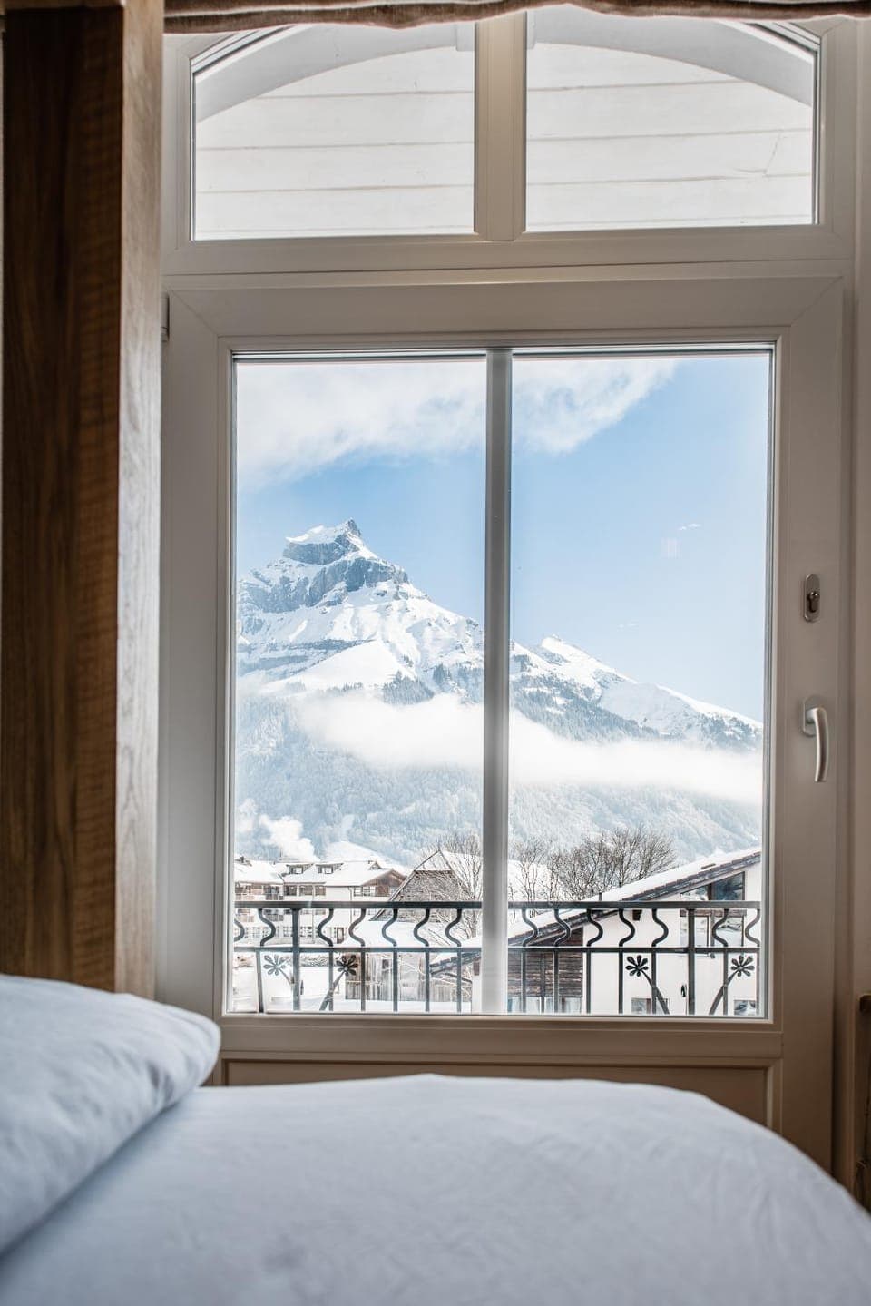 Bed, Neighbourhood, Natural landscape, Mountain view, bunk bed