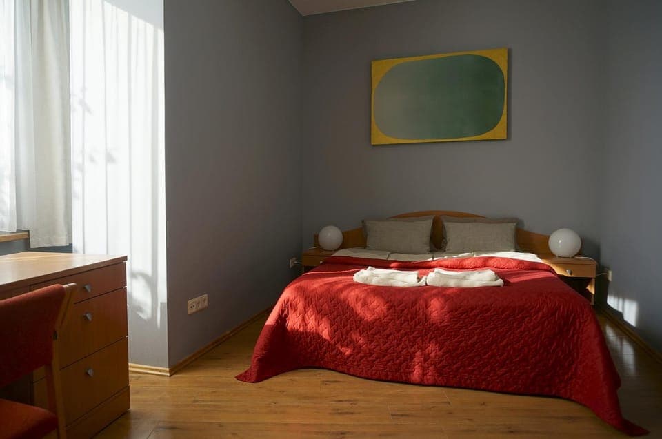 Property building, Bed, View (from property/room), Other, Other, Photo of the whole room, Decorative detail, Decorative detail, Bedroom