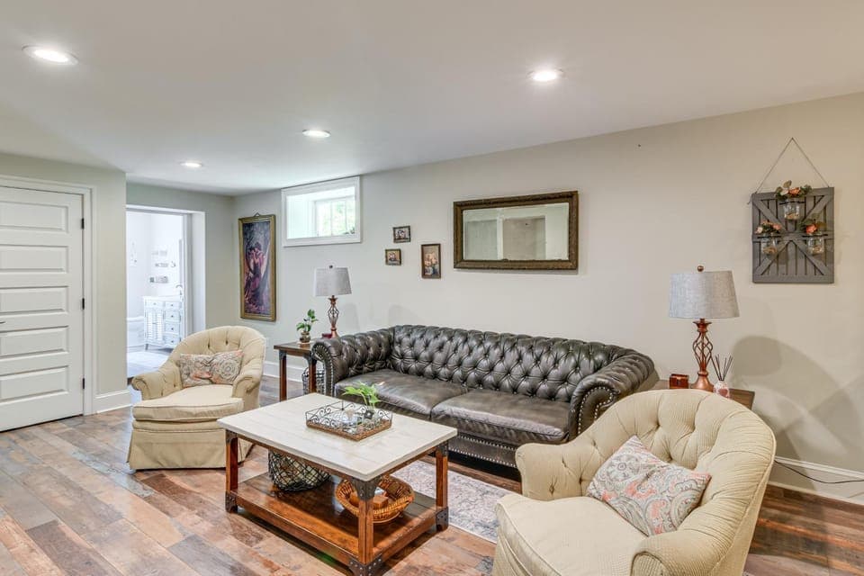 Explore Historic Dtwn Staunton! Walkable Apartment Apartment in Staunton