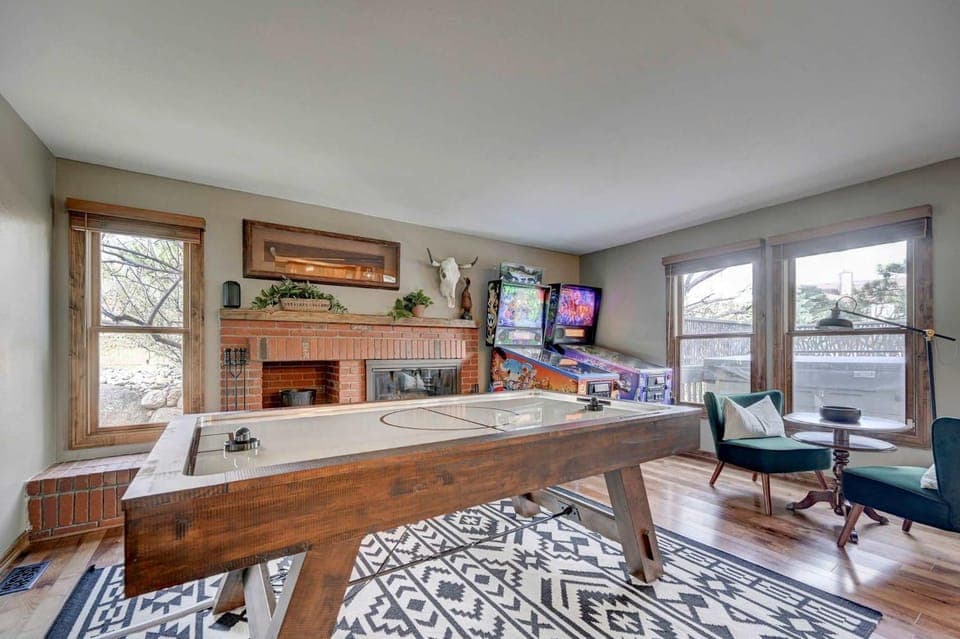 Fossil Run! Artistic Home w Sauna & Hot Tub House in Fort Carson